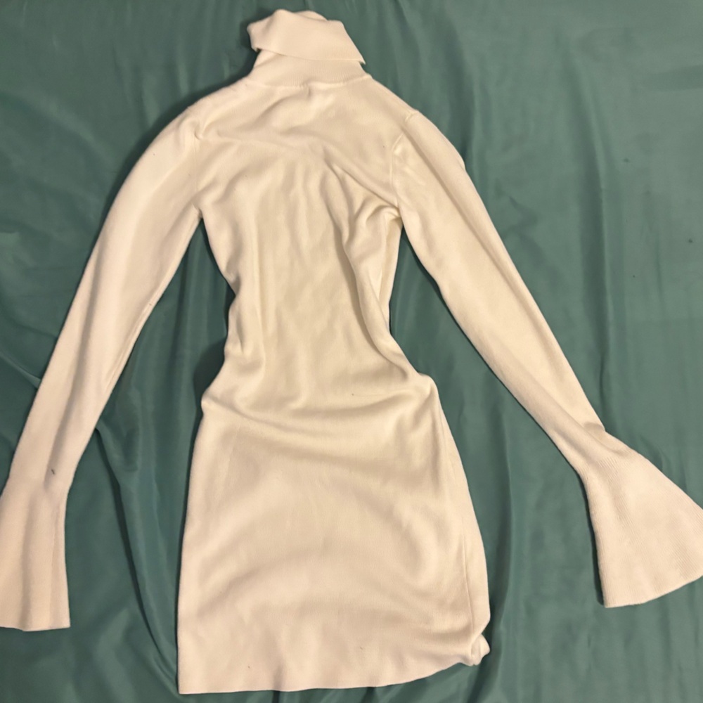 Lovers + Friends White Long Sleeve Dress